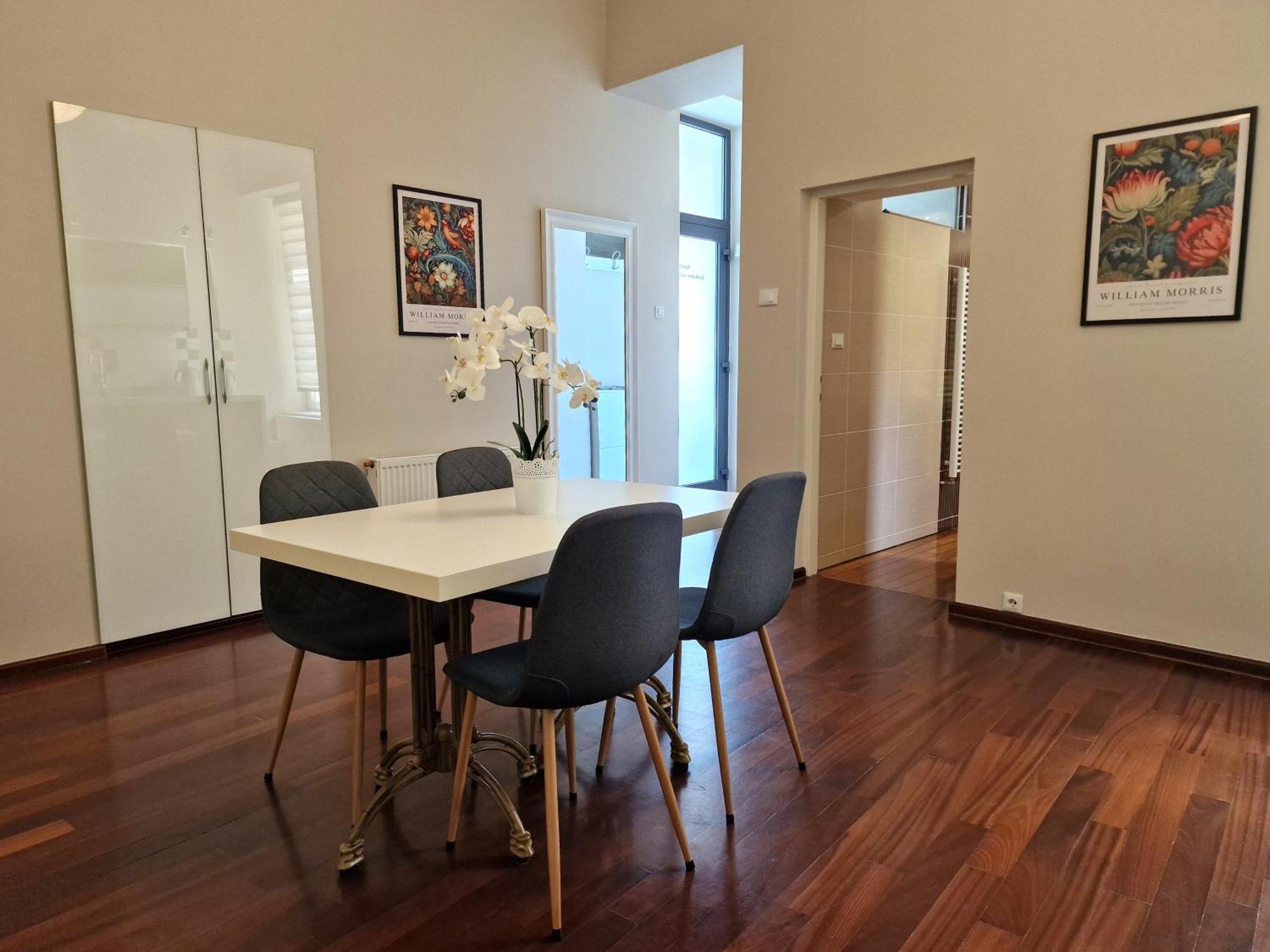Apartment Exclusive View Cvjetni Trg Zagreb Exterior foto